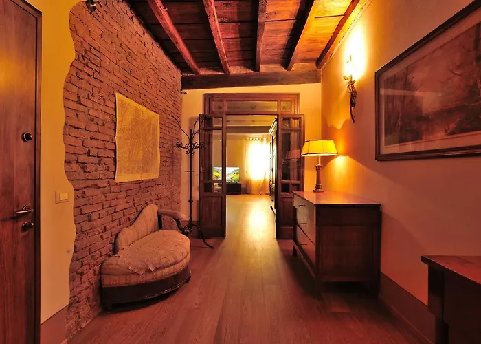 Orfeo\'S House